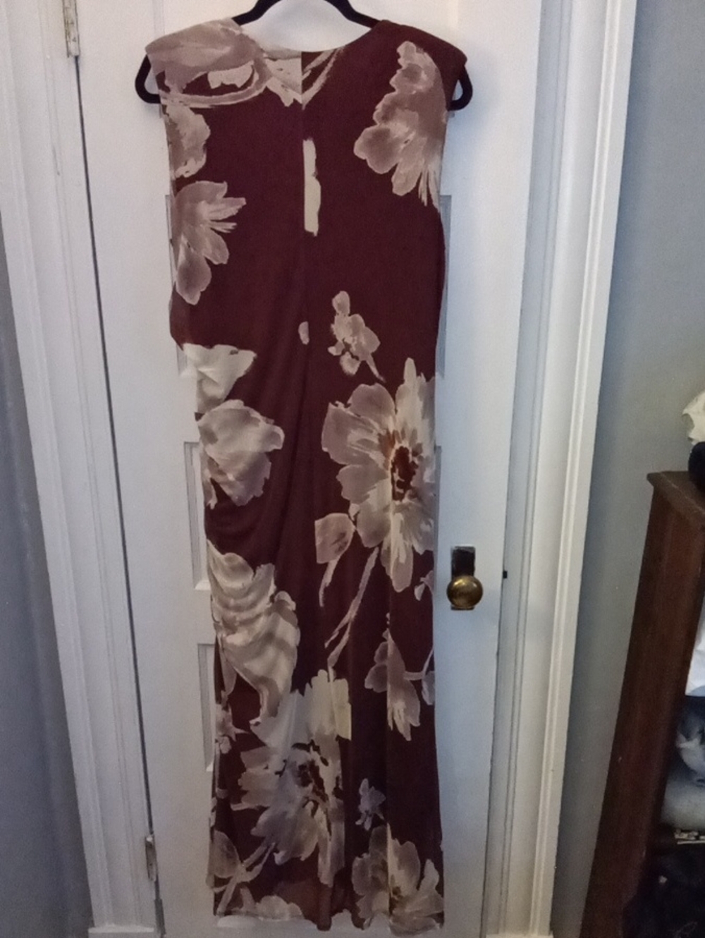 Burgundy Maxi Dress with Cream Floral Print - Picture 3 of 3